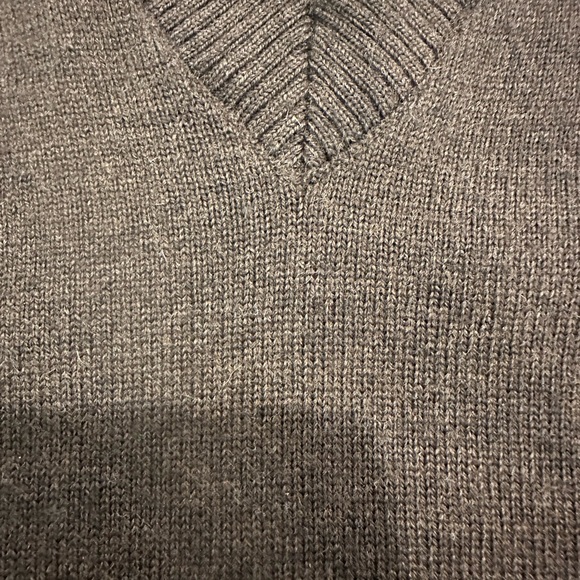 Banana Republic Wool Sweater - Picture 3 of 5